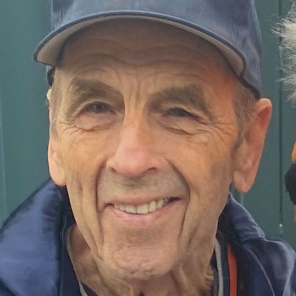 Tom Tomkiewicz